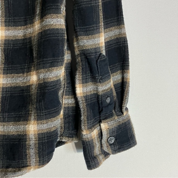 Old Navy Size Large 10-12 Flannel Shirt Plaid Button Up 100% Cotton Used - Picture 4 of 6